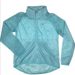 Women’s Nike hyperlite translucent golf jacket